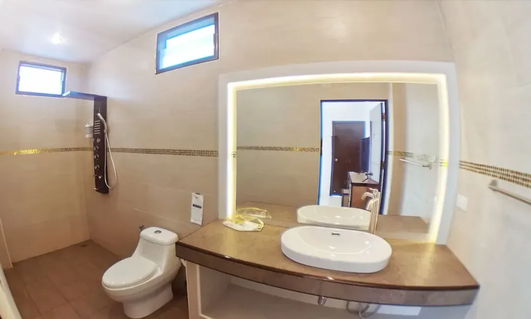 Bathroom sink