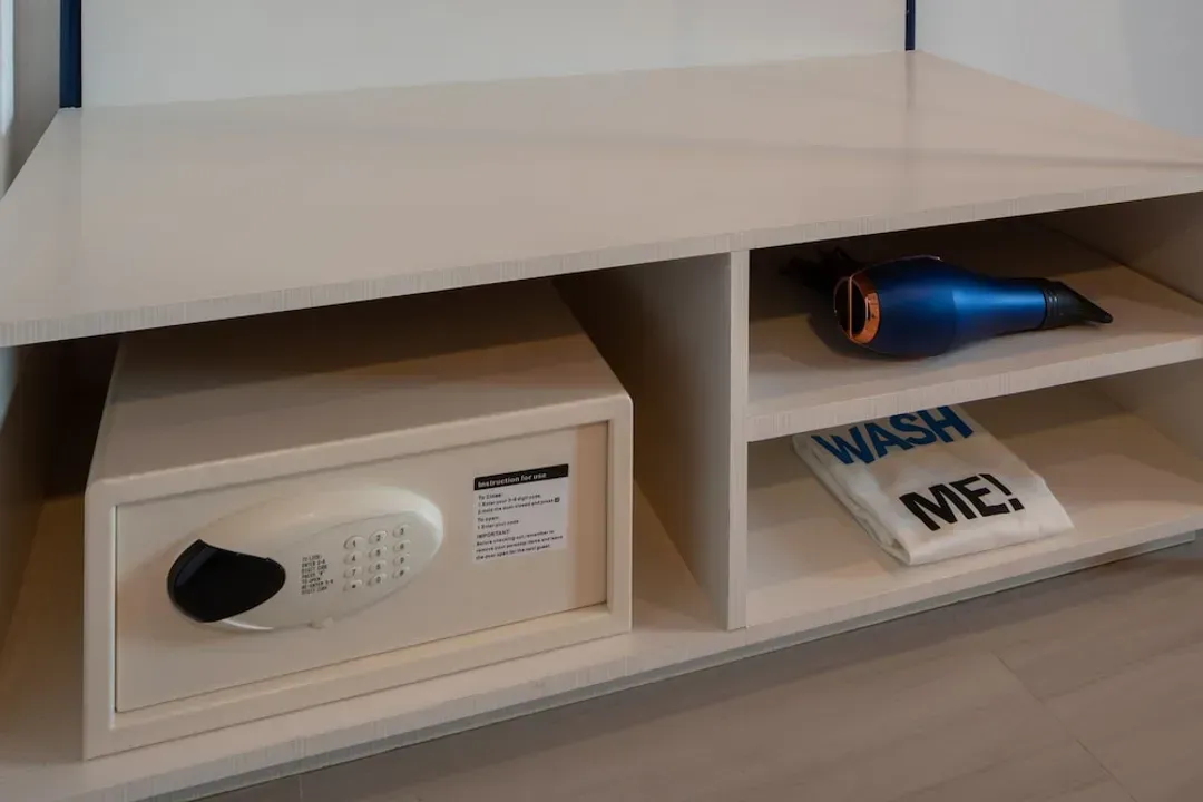 Room amenity