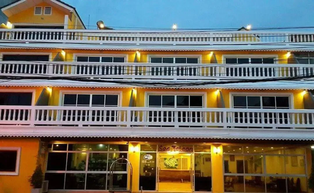 春武里府-海上獵鷹酒店