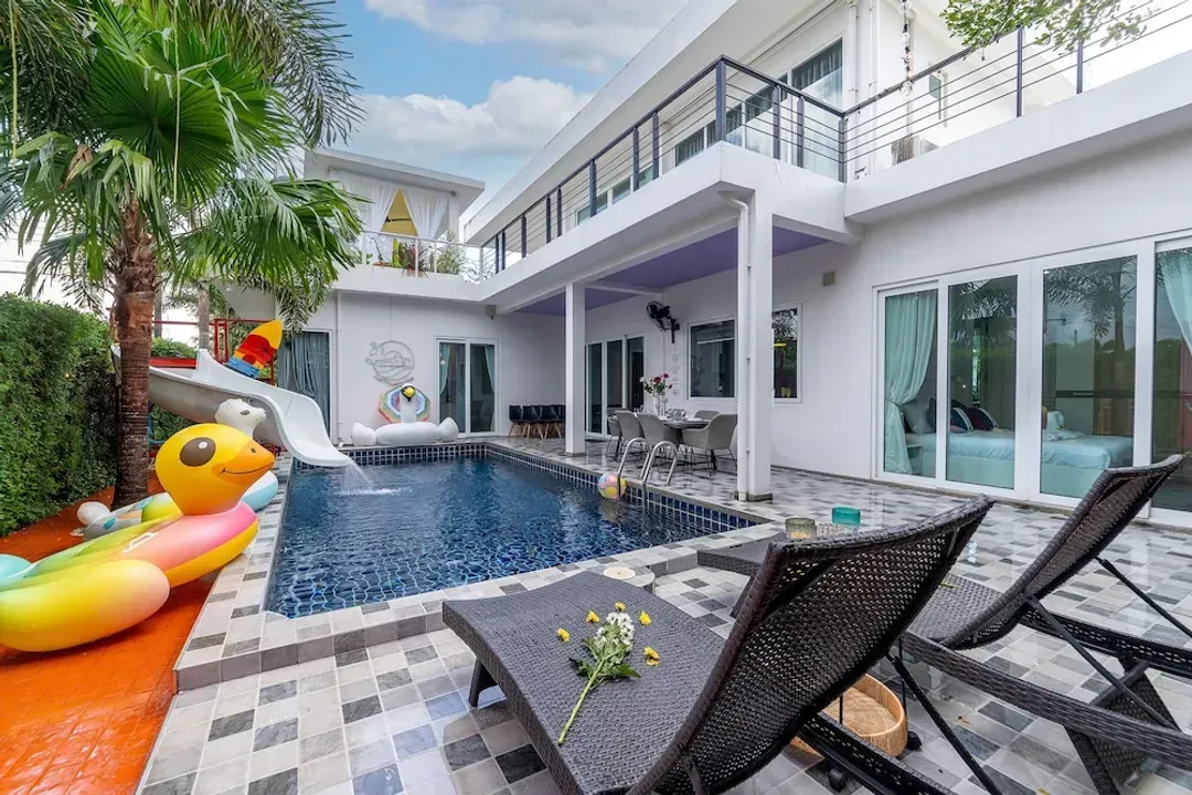 春武里府-Luxury and Playful 5 Bed Pool Villa - CC