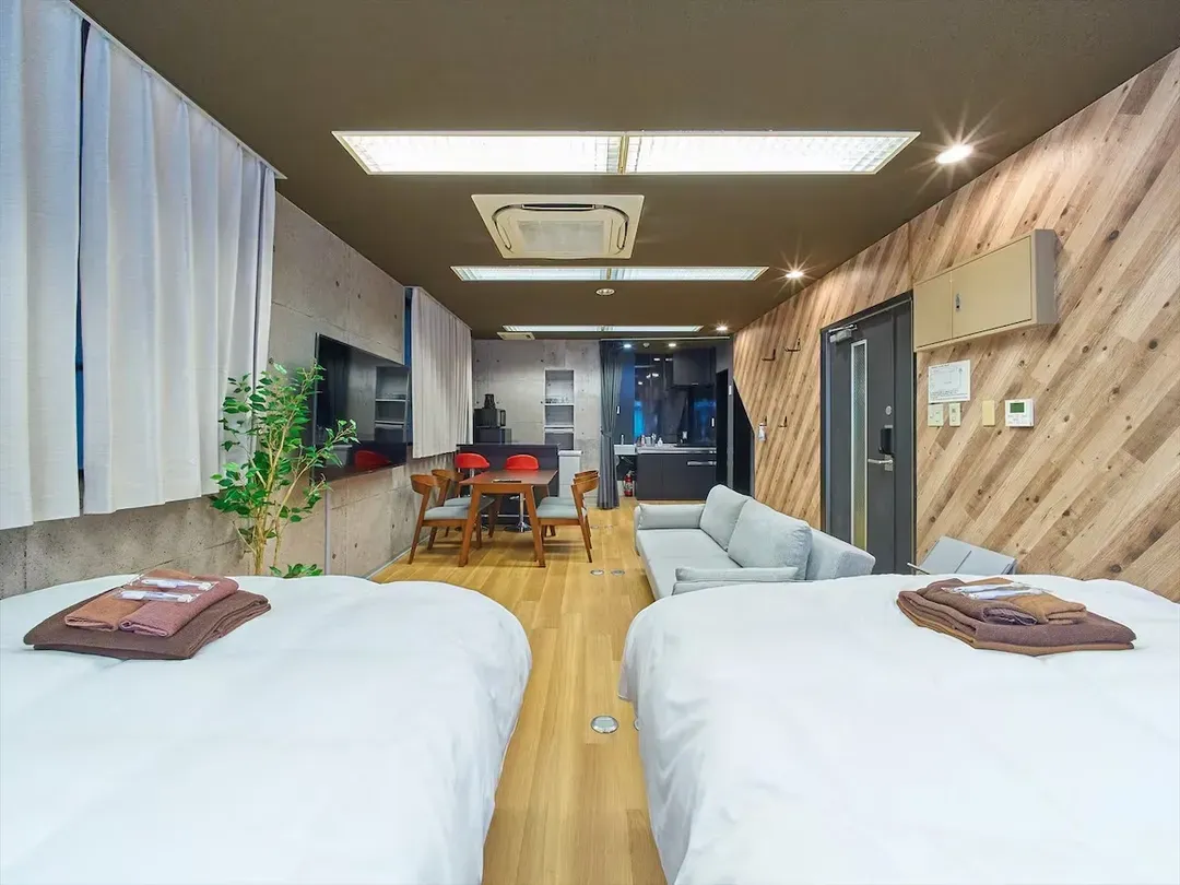 4min Walk from Shimbashi Station/walk to Ginza, Imperial Palace&Tokyo Tower/38㎡/Max 6pax/2F