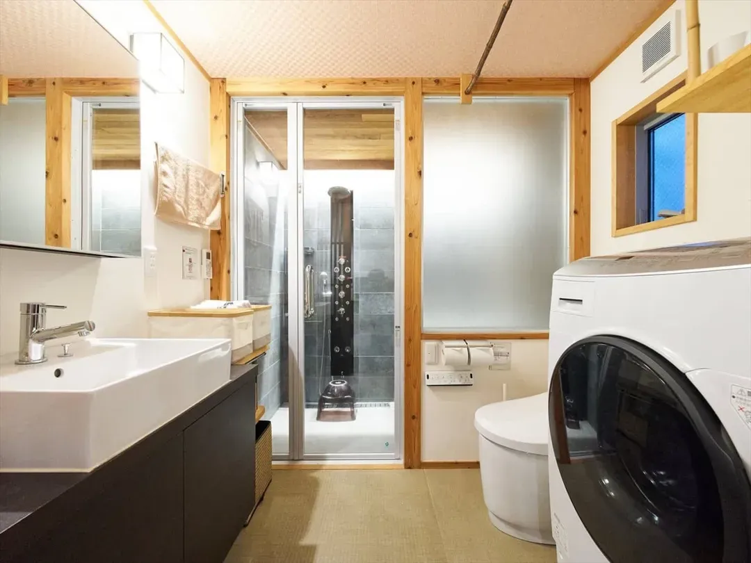 11Min Walk to Asakusa!2BR Japanese Villa with Tatami/2 Baths/38㎡/Max 4pax/1Min to Shopping Street