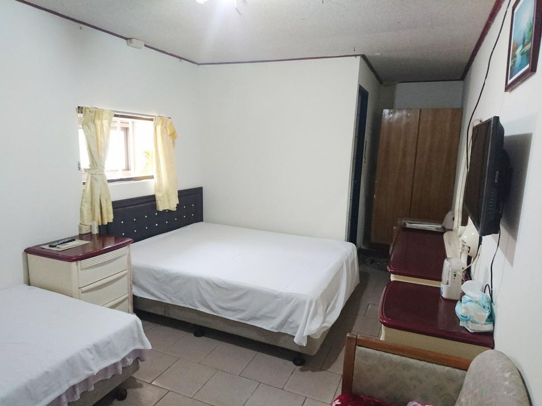 Xiaxing Inn