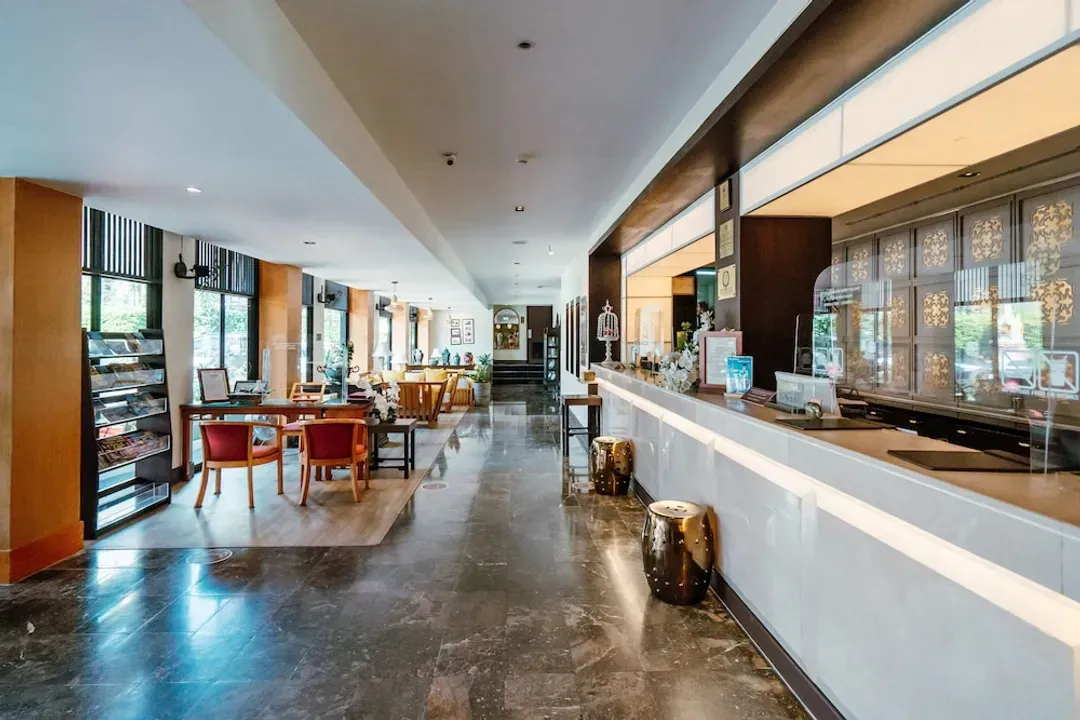 Lobby sitting area