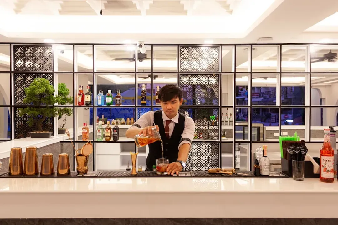 Lobby lounge