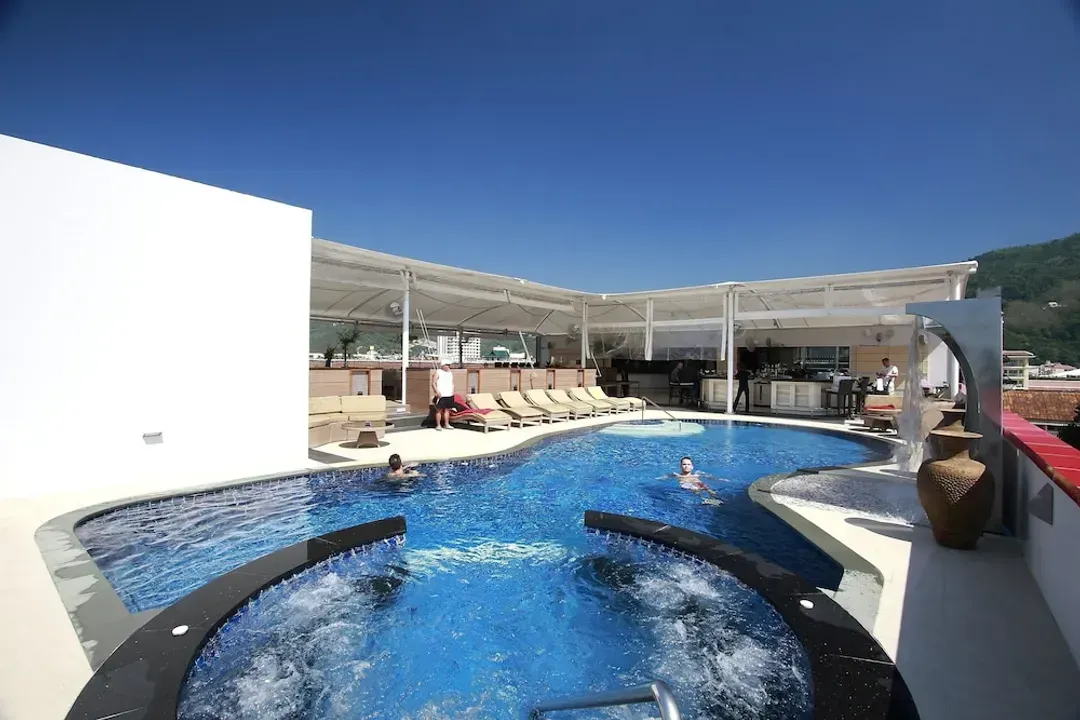 Rooftop pool