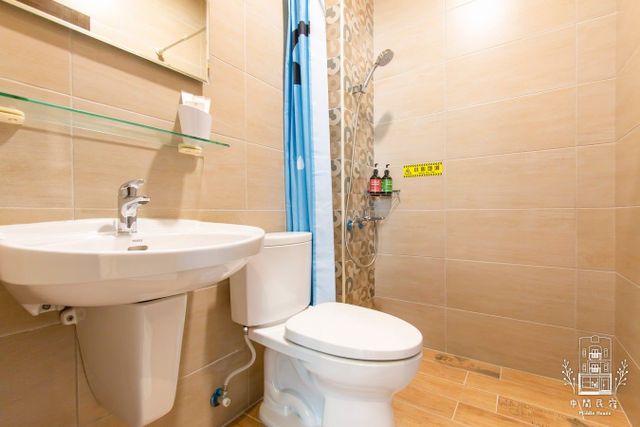 Middle House-Twin Room-5