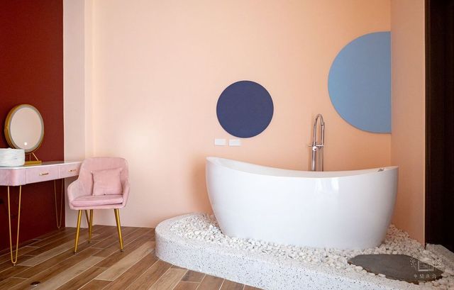 Middle House-Double Room with SPA Bath-10