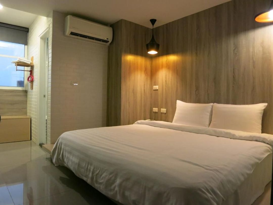 S&E HOTEL