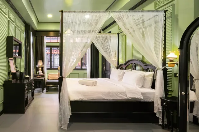 De Phanakron Boutique Hotel-Deluxe Suite Room-3