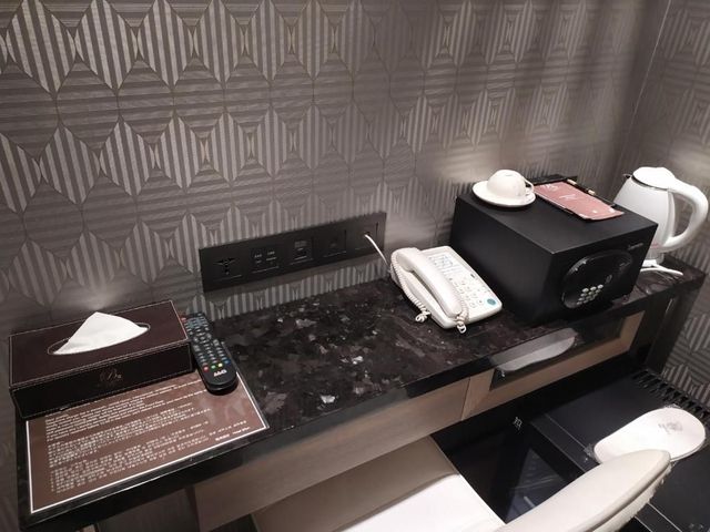 甄美精品旅店-簡約單人房-2