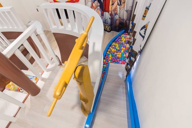 Children's Fun Family Homestay-one piece Quad Room-5