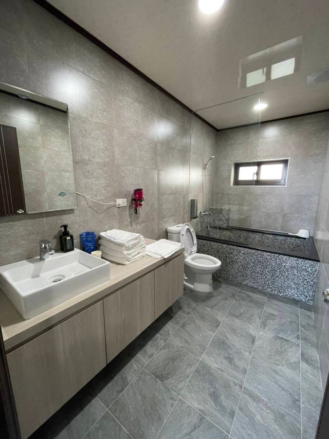 Children's Fun Family Homestay-Transformers Triple room-3