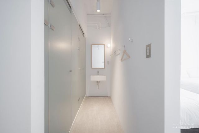 triple room - bathroom
