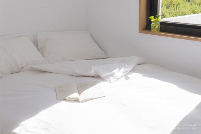 triple room- bed