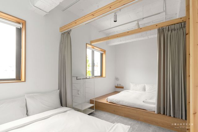 Hextuple Room