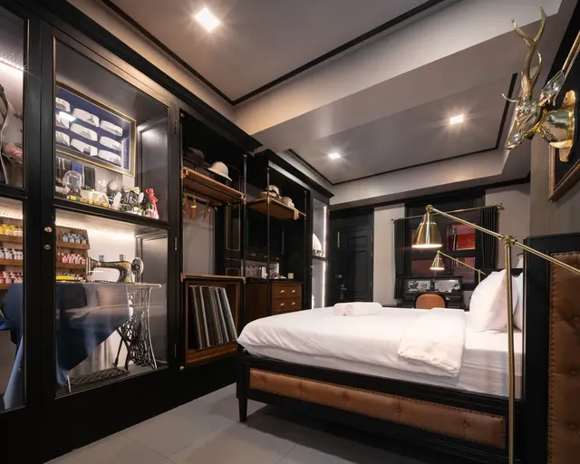 De Phanakron Boutique Hotel-Premier Deluxe Room-4