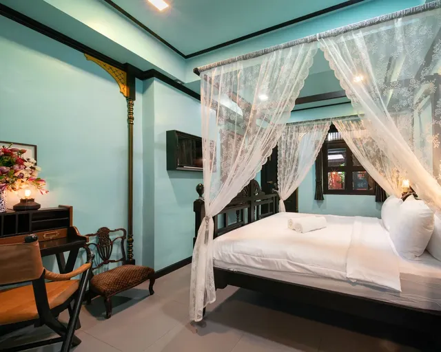 De Phanakron Boutique Hotel-Classic Room King-2