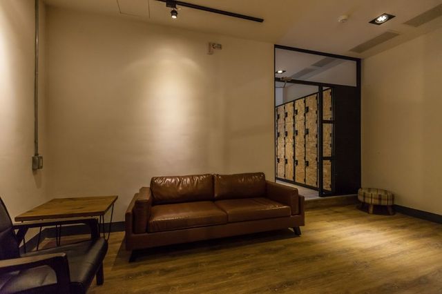 小旅行迷你公寓 | LOFT 輕工業風-多人團體房-4