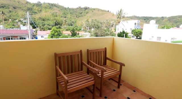 Blue Ocean Hill-(Queen Room with Balcony)-5