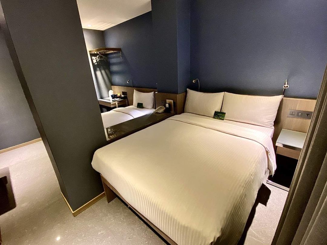 Hotel B7 Journey