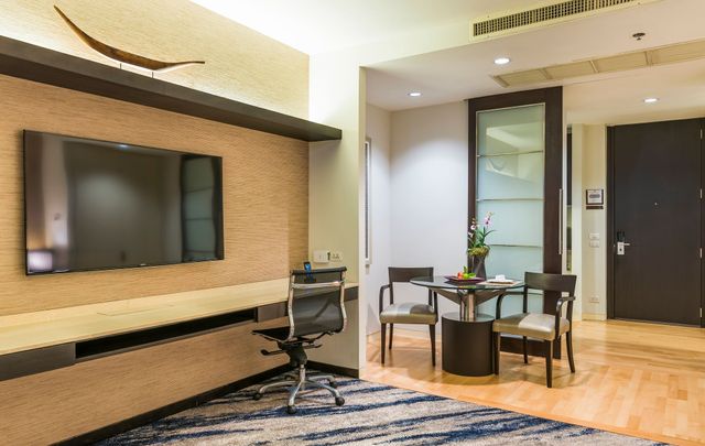 Grand Deluxe King Room