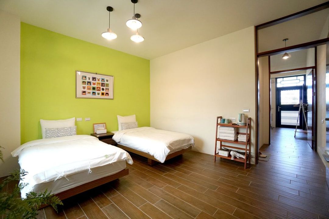 Bobomi Picture Book Homestay