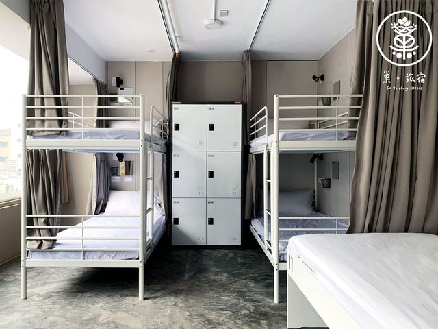 Nest lodging-Lower Bunk Bed in Male Dormitory Room-1