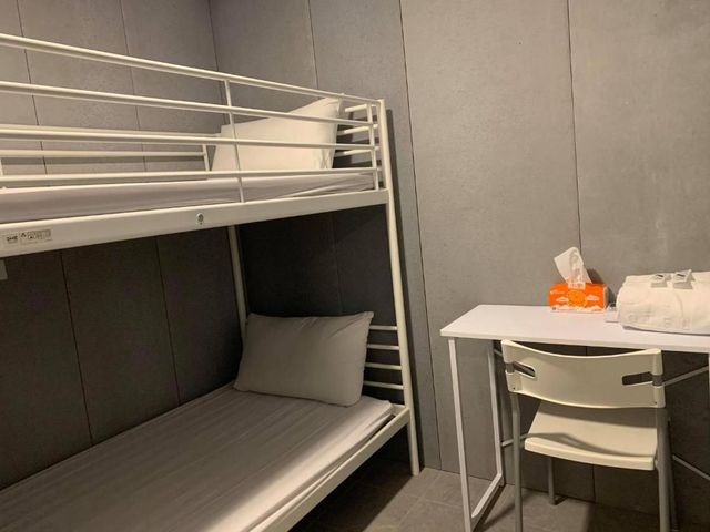 Nest lodging-Double Bunk Bedroom Shared Bathroom-2