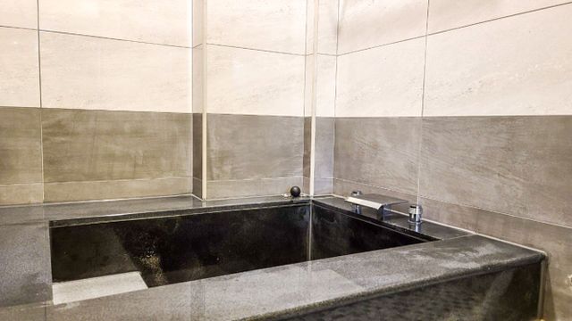 Play Tong Homestay-B201 Triple room-6