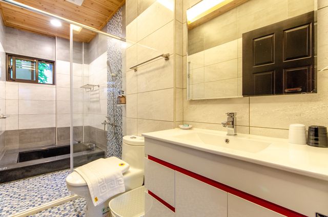 Play Tong Homestay-B201 Triple room-5