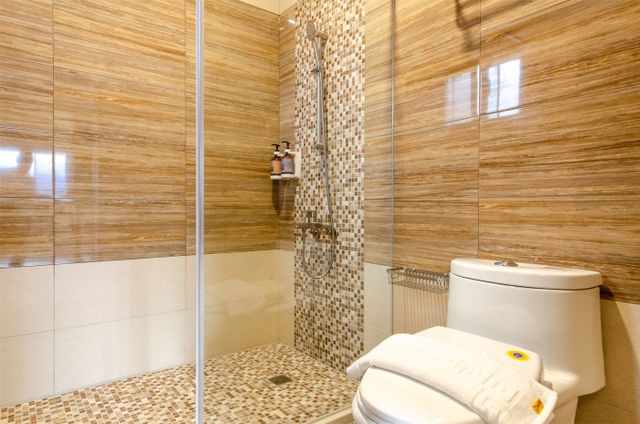 Play Tong Homestay-B302 Quadruple Room-9