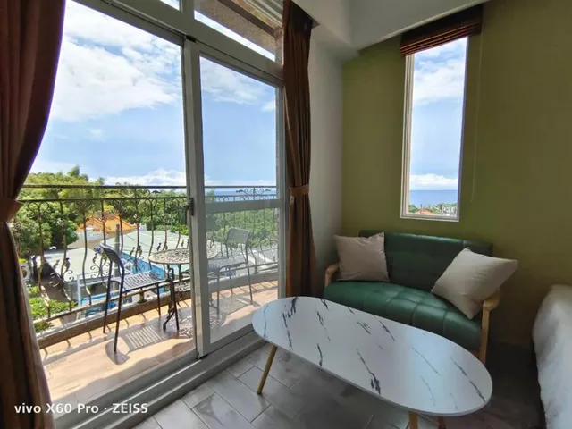 Lunar Mare Inn-Queen Room with Balcony-9
