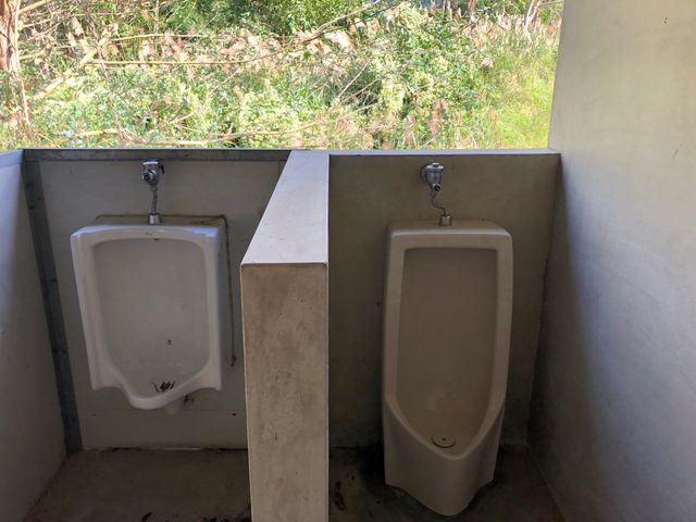 依杉林露營區｜彩虹雨棚營位！-【自搭帳】水泥地營區 11m*6m-4