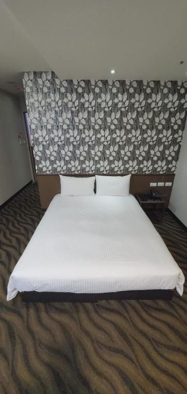 喜園旅店-標準雙人房 - 有窗-4