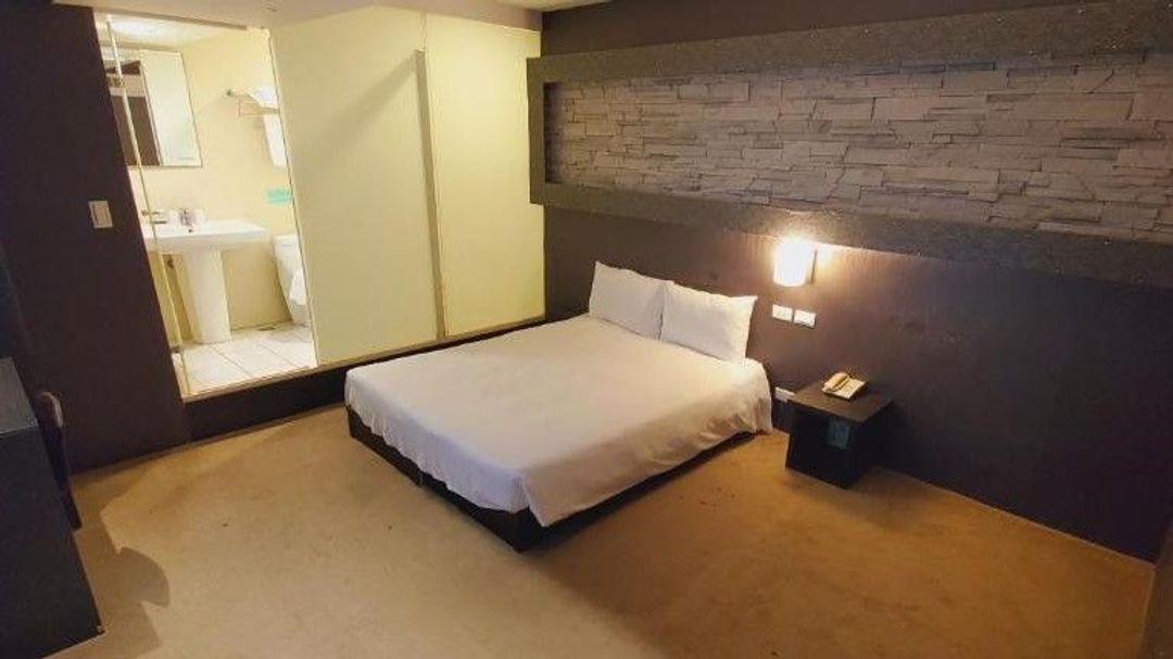 庆尔喜旅馆中华馆 (Gugis inn)