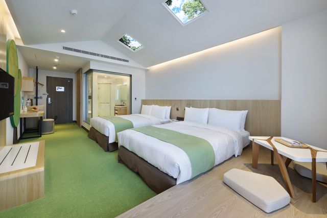 CHECK inn MAGI Kids Hotel-Superior Quadruple Room-3