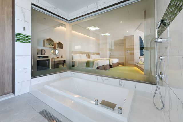 CHECK inn MAGI Kids Hotel-Deluxe Quadruple Room-8