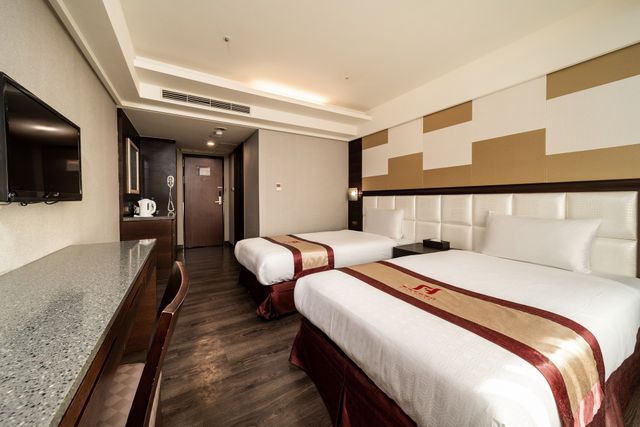 Fish Hotel Taitung-Deluxe Twin Room (Room only)-4