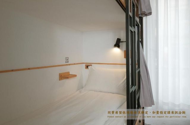 掘旅青年旅舍｜近台南後火車站-4 床女性宿舍房的 1 個床位-4