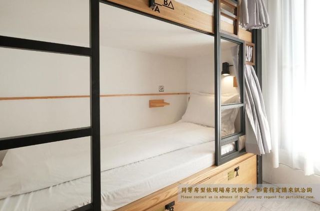 掘旅青年旅舍｜近台南後火車站-4 床女性宿舍房的 1 個床位-3