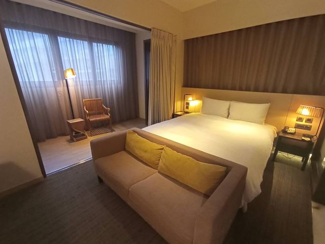豪景大酒店新館｜限時優惠27折、近西門町、乾淨舒適-市景雙人房(陽台)-4