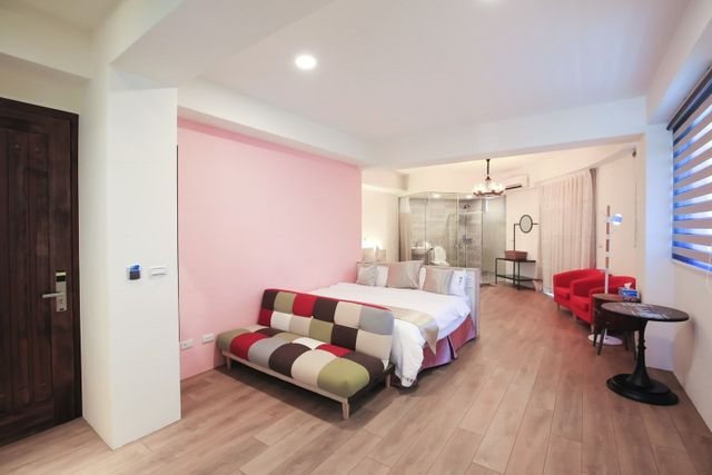Bajiu Cultural Tourism-501 Quadruple Room-5