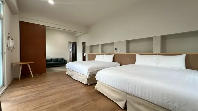 Shan Dawn Homestay-Small 6-person room-4