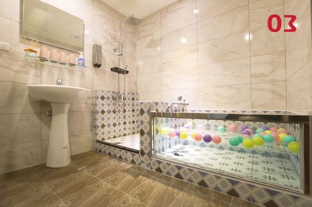 Kidsfun Hotel-Family Room 03-8