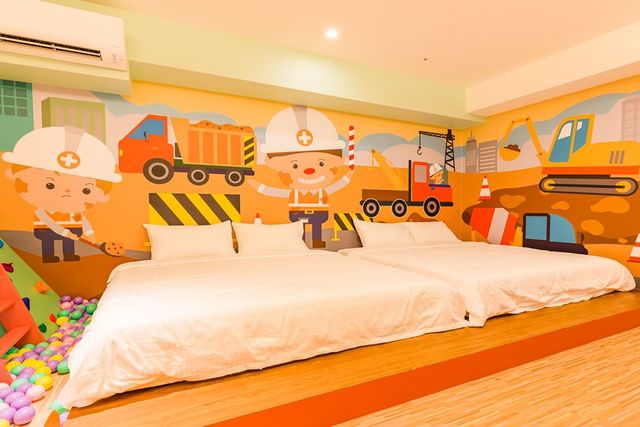 Kidsfun Hotel-Family Room 06-2