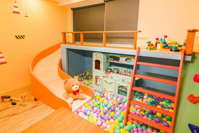 Kidsfun Hotel-Family Room 06-4