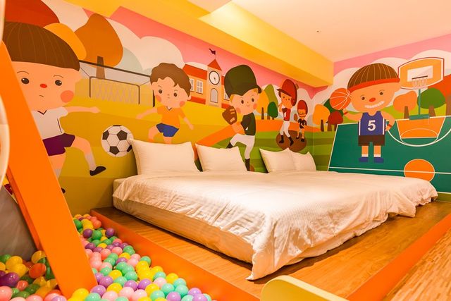 Kidsfun Hotel-Family Room 08-3