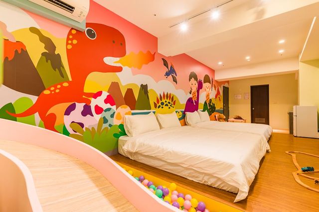 Kidsfun Hotel-Family Room 10-5