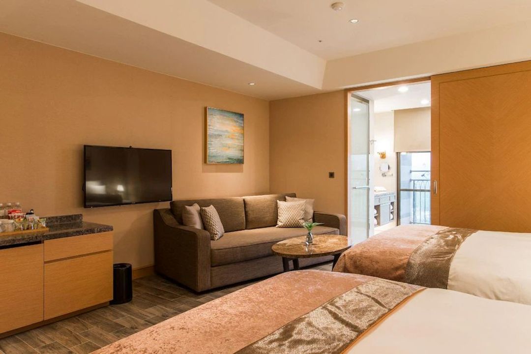 Grand Cosmos Resort